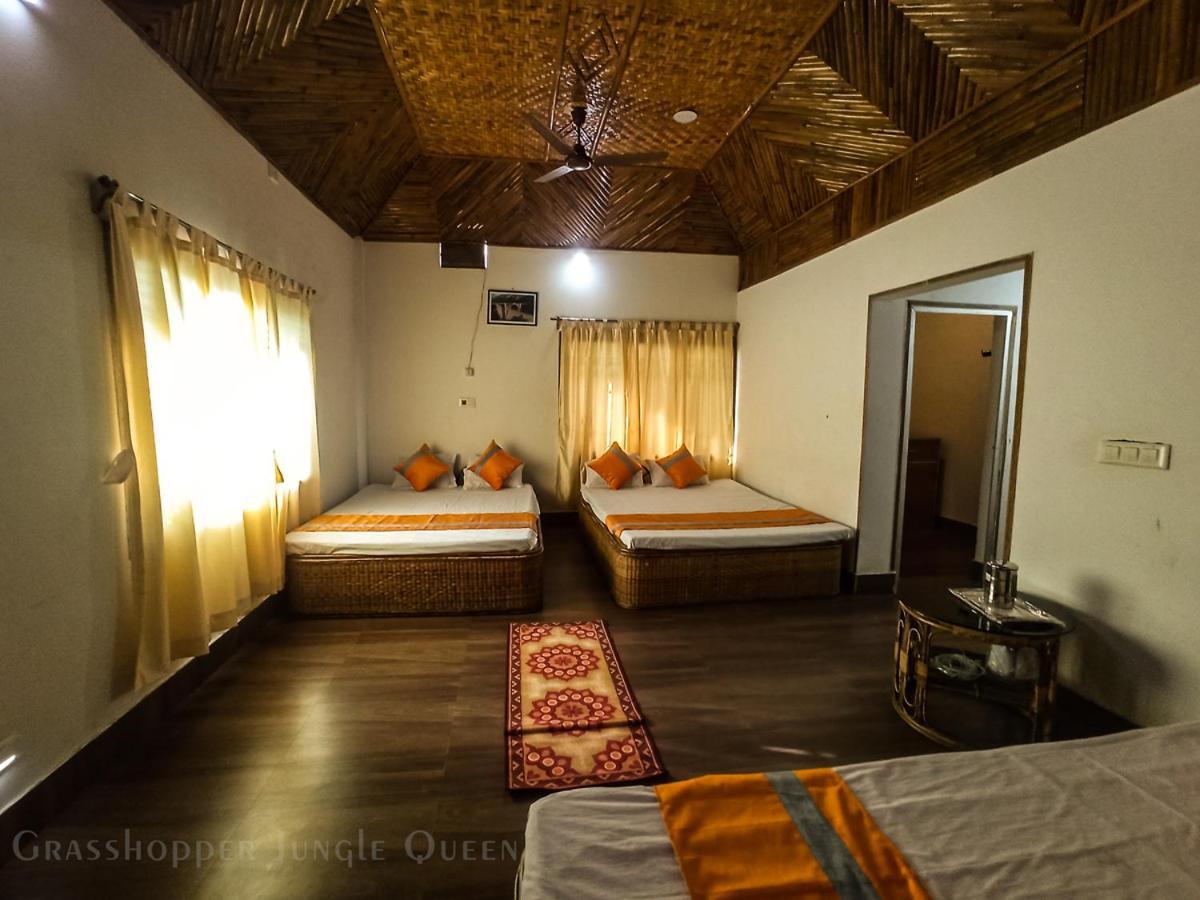 Grasshopper Jungle Queen Resort Chālsa Exterior photo