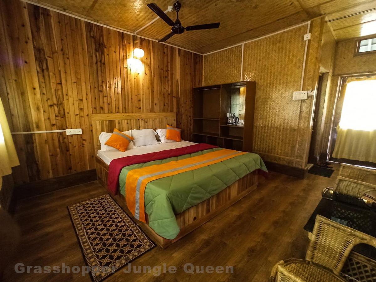 Grasshopper Jungle Queen Resort Chālsa Exterior photo